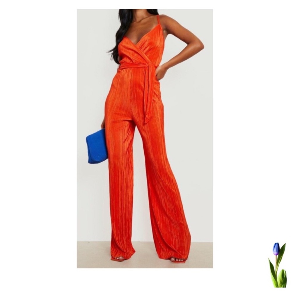 Boohoo Orange Wide-Leg Jumpsuit with Cinched Waist Wedding Guest  Size 6